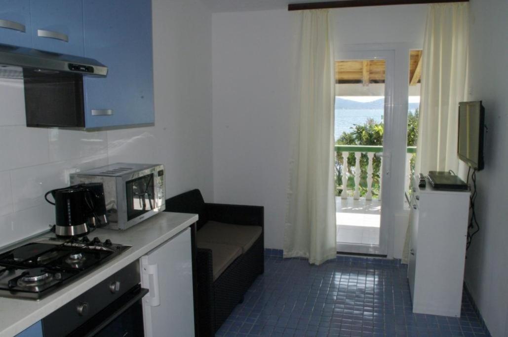Apartman Zora Sukošan Esterno foto