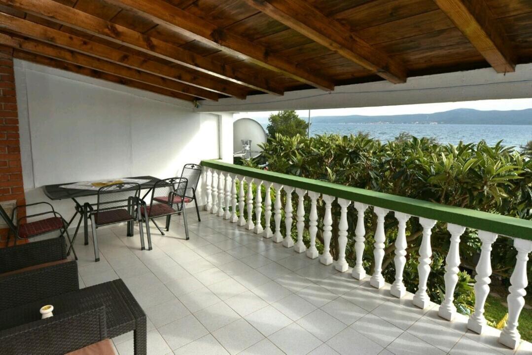 Apartman Zora Sukošan Esterno foto